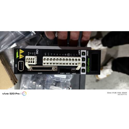 【议价-可维修】mega-fs伺服驱动器 D2-0123-S-B0-1 /二手均有货