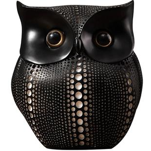 现代简约酒柜艺术摆件高级感小众黑色猫头鹰客厅书柜装饰高端大气