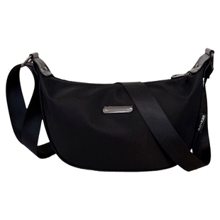 春季新款时尚百搭单肩斜挎包女简约休闲小包包高级感轻便尼龙布包