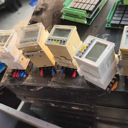 【议价-可维修】 可编程定时器 ZYT03 DH48S /均有货