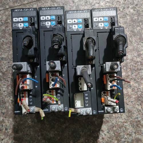 溢价-禾川400w SV X5伺服驱动器X5DA40A-11