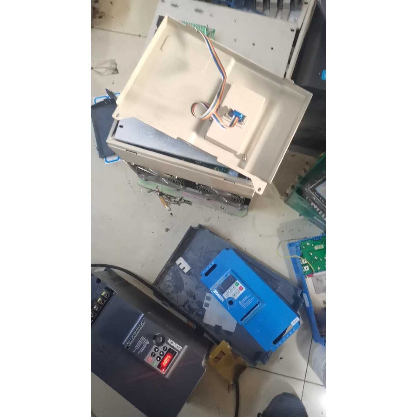 上海众辰变频器NZ200T-15GY-4询价