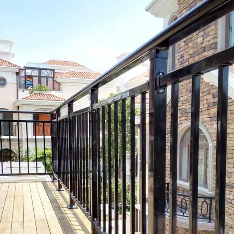 阳台护栏楼梯扶手小区围栏工程楼盘镀锌钢管飘窗平台栏杆成都厂家