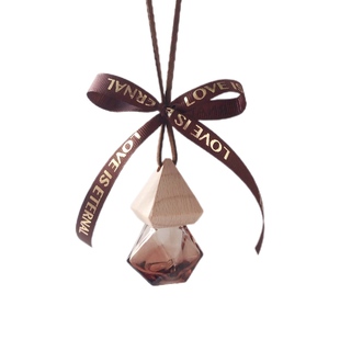 新款车载香薰汽车香水挂件后视镜挂饰车内香薰瓶精油吊坠车用女士