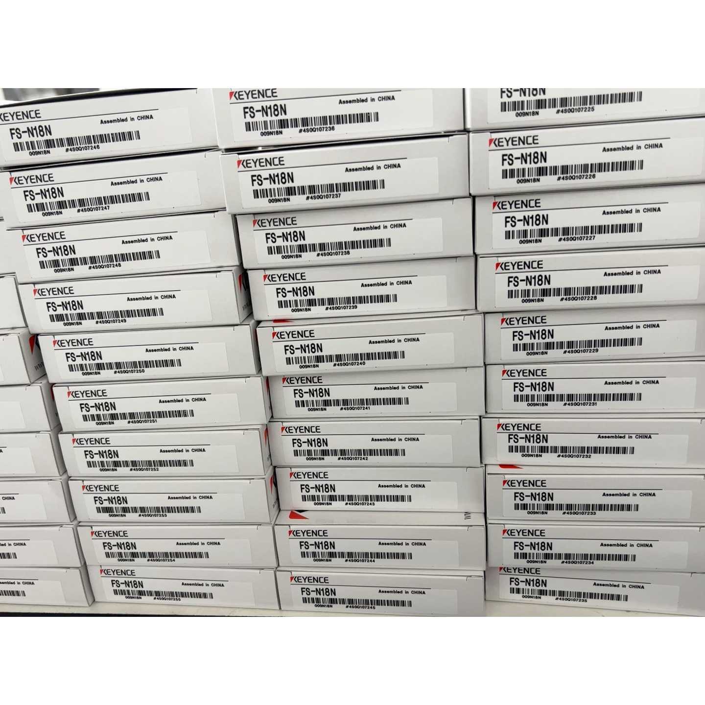 基恩士FS-N18N 数字光纤放大器价格130，大量现货，源-议价