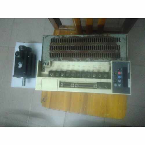 议价松下伺服放大器MSDA453A1A原装进口MSMA402A1C伺服电机220V4k