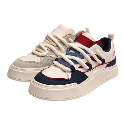 春季厚底板鞋百思图时尚休闲