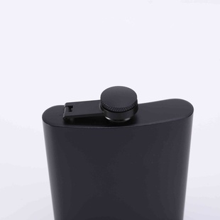 厂家批发新款 盎司 哑光黑随身678酒壶喷漆酒壶不锈钢户外便携式