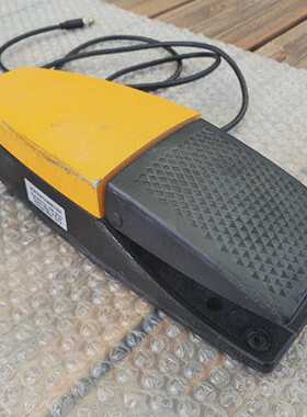 Herga 6253-AAAA-BBZO Electric Foot Operated Switch