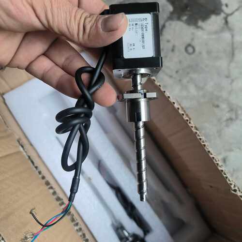 溢价-LEESN42步进丝杠电机LS35K247-BS0808-9