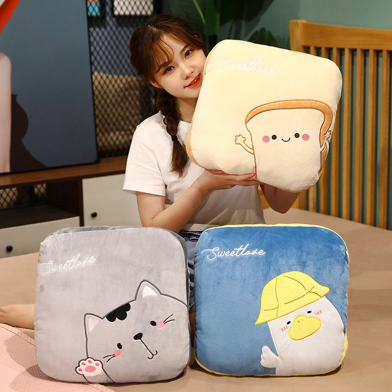 抱枕被子两用办公室多功能汽车内靠垫三合一折叠午睡毯子可插手
