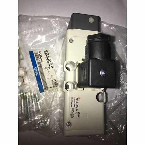 一  现货电磁阀VQ7-8-FG-S-1Z全新原装AC110V