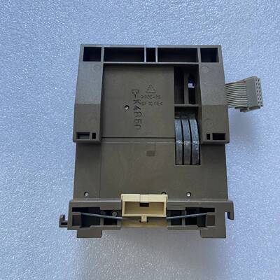 拍前询价：西门子6ES57008MA11实物拍摄成色如图
