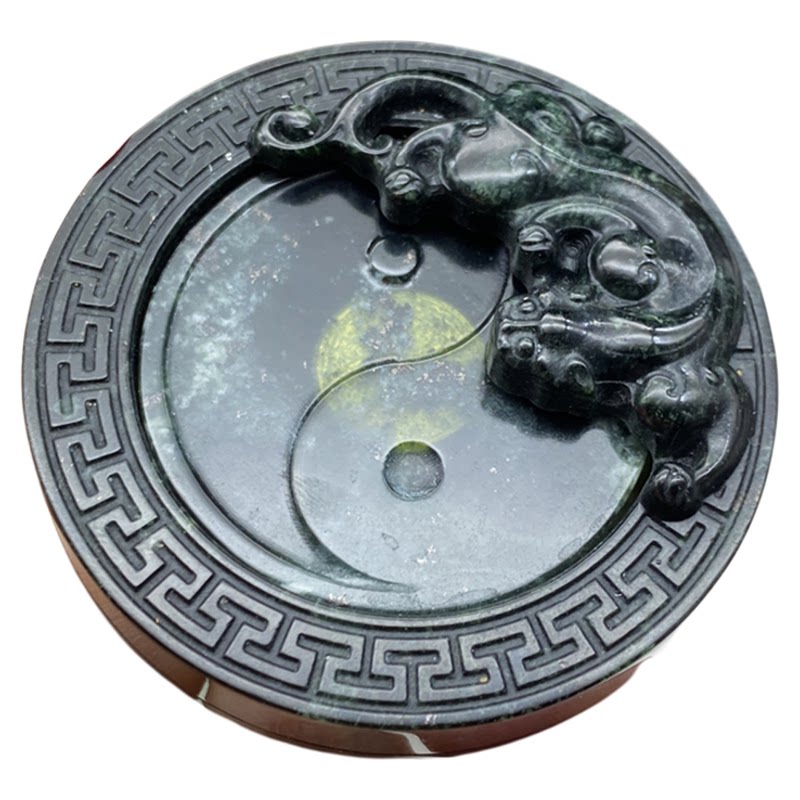 天然玉石山鬼转转太极八卦盘岫玉手把件/把玩物