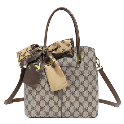 今年流行小包包女士2026新款潮高级感水桶包时尚手提包百搭斜挎包