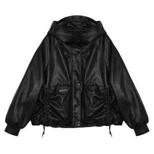 YAYA鸭鸭羽绒服女2025冬新品宽松休闲PU皮气质百搭设计感短款外套