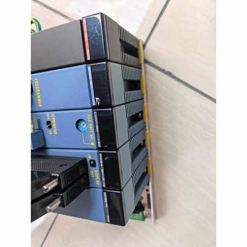 Yushin友信PLC模块一套，F3PU10-0N、F3SP
