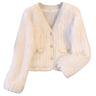 白色高腰短款毛毛绒外套女2025秋冬季新款高级感超好看羊羔毛上衣