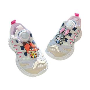 女童鞋子2026春季新款透气网面运动鞋女宝旋钮儿童鞋今年流行爆款