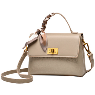 时尚简约2025新款手提包小众洋气单肩包软大容量气质斜挎包锁扣包