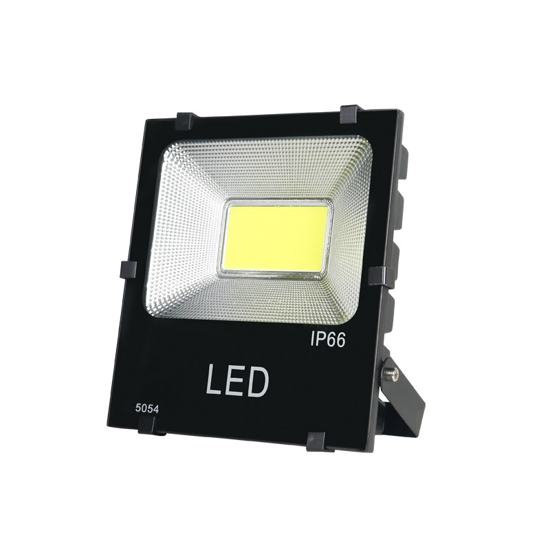 黑金刚投光灯led150w篮球场超亮