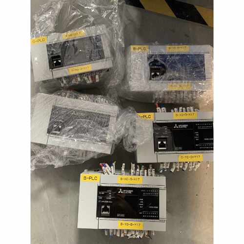询价下单三菱PLC FX5U-32MT/ES，成色几乎全新，表面干净