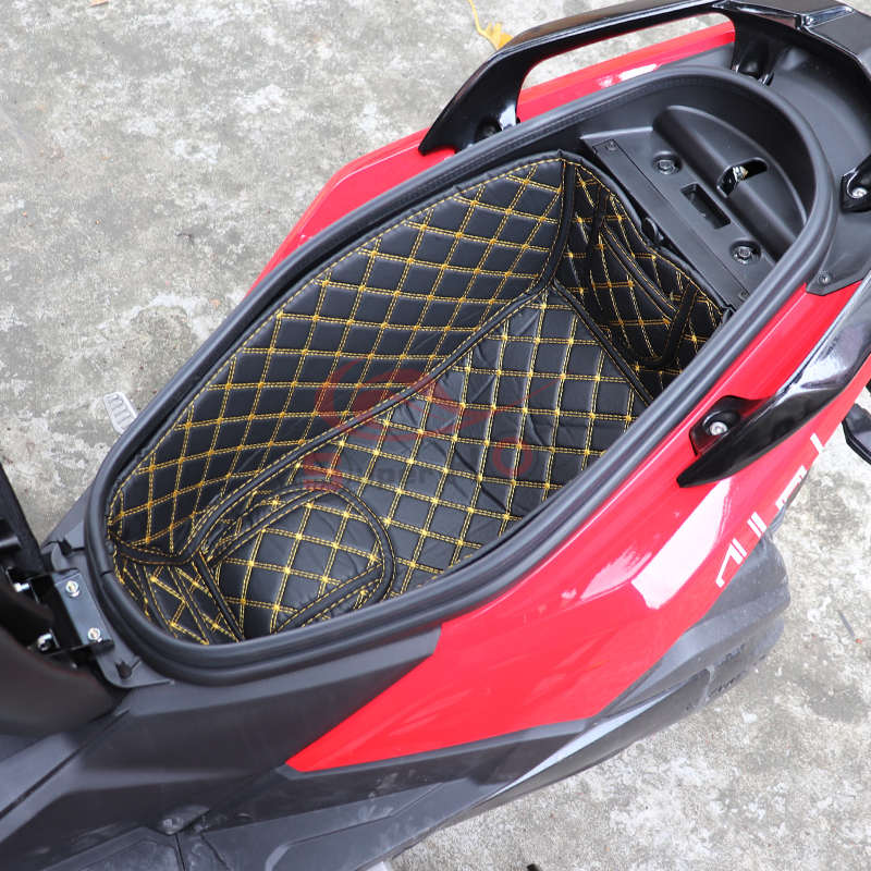 适用光阳Racing H150改装配件平踏版坐桶内衬垫储物箱座桶减震套