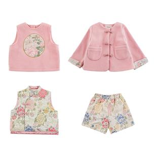 幼悠女童中式套装冬季玉兔赏花刺绣马甲翻折袖口保暖呢外套多件套