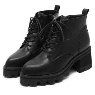 欧洲站2024新款真皮内增高10cm马丁短靴系带高跟女靴尖头保暖棉靴