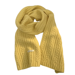 高级感黄色麻花针织围巾女秋冬含羊毛韩系氛围感保暖加厚护颈围脖