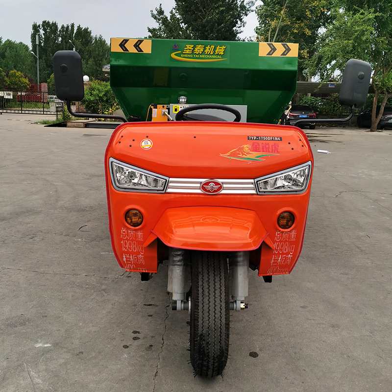 牛场养殖撒料车 多功能肥料撒肥机肥料抛撒机三轮撒肥车