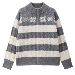 设计师款佐丹奴外套女撞色条纹雪花提花立领拉链针织开衫18355234