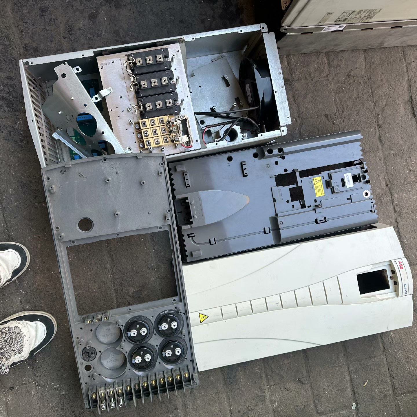 溢价-变频器55KW配件，灰色外壳，白色外壳，散热器，整流桥图片