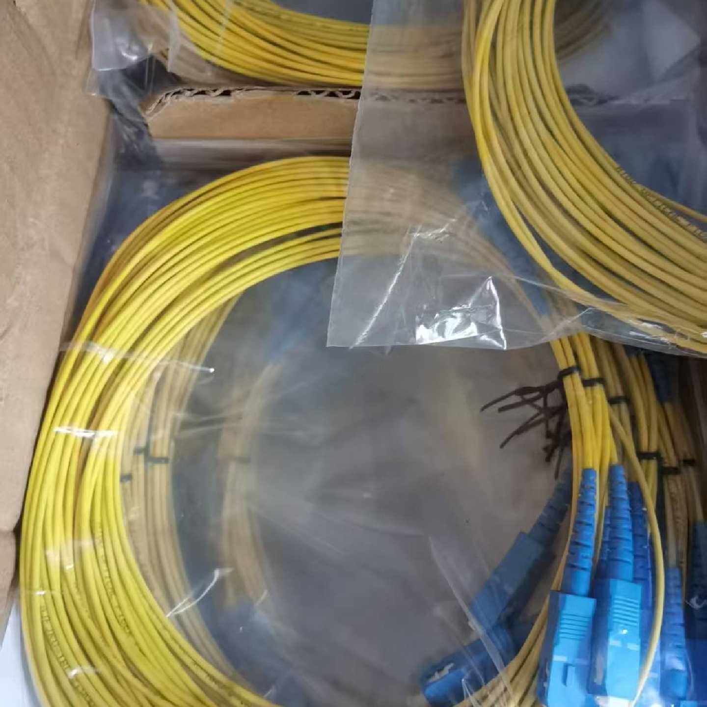 全新SCUPCSCUPC光纤跳线2米2.0mm线径