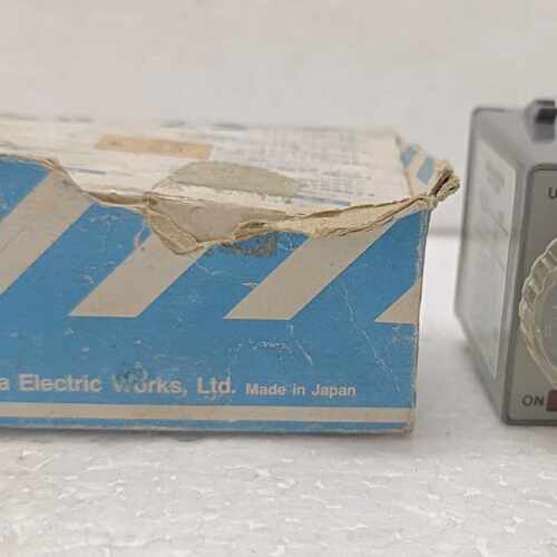 Lot of 2 pcs Matsushita electric AT4119 R3 PMH TIMER 24V DC