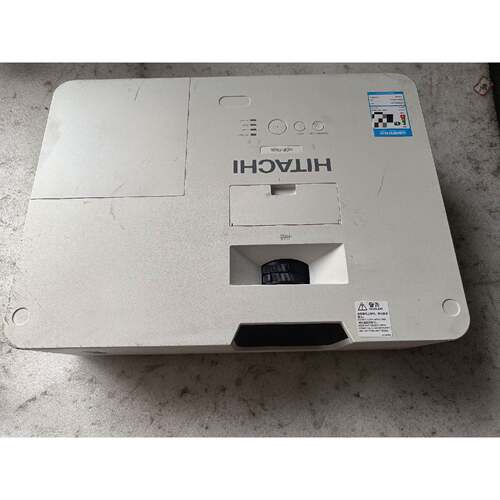 日立HCP-fx55 流明5800，成色如图，功能正常，裸机询价
