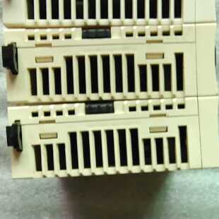 议价施耐德PLC,TM2DOCKN,tm2amI2HT,成色漂亮