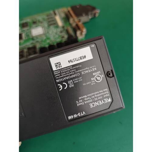 议价Keyence基恩士vt3w4m外屏是划痕300元可维修