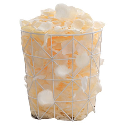 七夕白色仿真玫瑰花瓣结婚装饰婚礼手撒花瓣表白求婚浪漫婚房布置