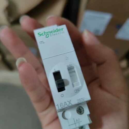 议价A9C30211   施耐德 A9C30211 脉冲继电器ITL 16A  全新原装