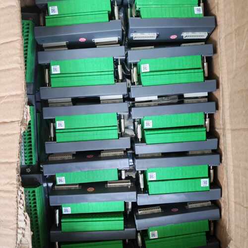 【请询价】中控XP520端子板，绿色接线端子，全新拆机。实物拍摄