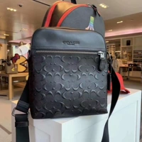 Черный, тонкий