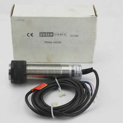 Pulsotronic P40-A4Y-AD-001-130E Ultrasonic Sensor with Switc