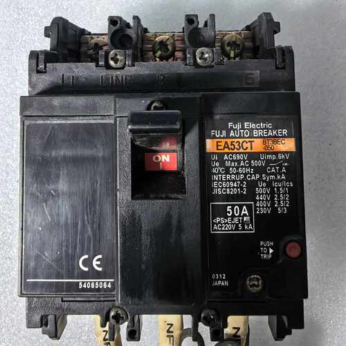 富士FUJI断路器EA53CT 1P 50A，件，成色有议价