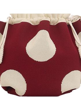 DGENIUS包包女2024新款编织红色单肩包小众斜挎包通勤拉绳水桶包