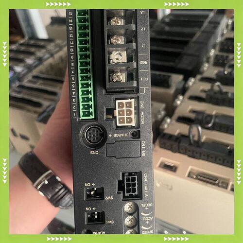 【问价】BLED3S 东方驱动器，功能正常，成色如图，10个适用