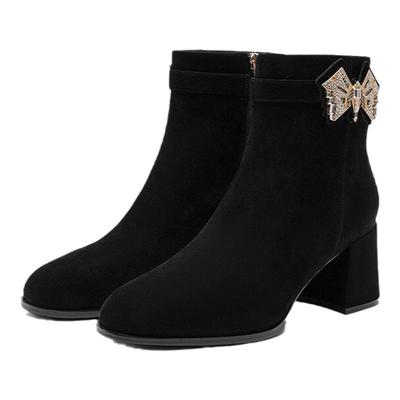 诺贝达通勤风时装靴粗跟