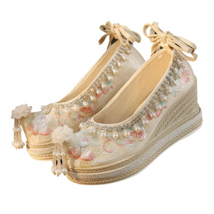 冬季坡跟厚底汉服女鞋成人增高新中式古风绣花鞋古装国风旗袍布鞋