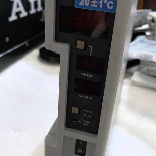 溢价-SCHUMACHER 温度控制器，件，成色还可以，142