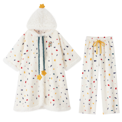 BE蜡笔小新珊瑚绒斗篷套装冬女